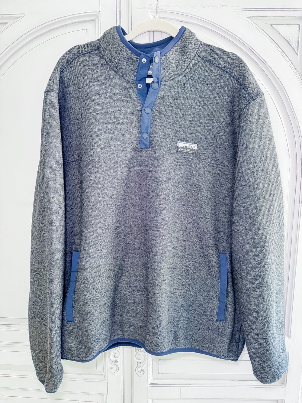 Eddie Bauer Men’s XL Blue Gray Fleece Quarter Snap Pullover